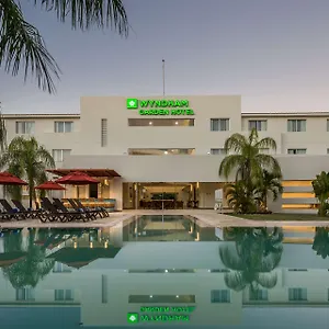https://holiday-inn-express-playa-del-carmen.tulum-hotels.net