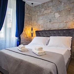 https://split-best4stay-luxury-rooms.splithotels.org